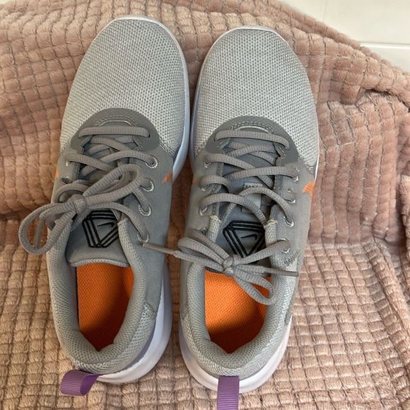 Nike Shoes - Pair of Nike Flex athletic shoes